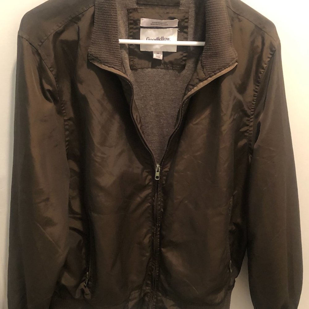 Lightweight Jacket - Picture 3 of 3